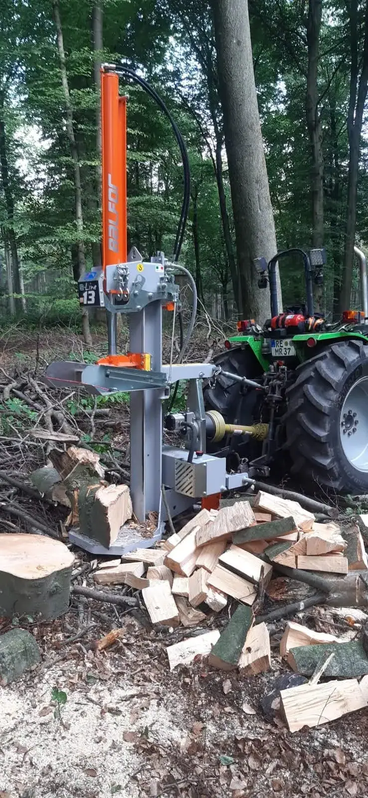 Holzernte und Rückearbeiten mit dem Kranschlepper (11)