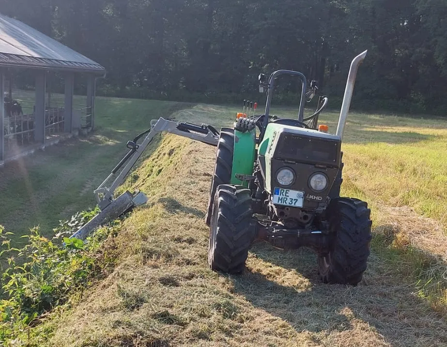 Aktuelle Einsätze von Rohlf Forstservice mit dem neuen Valtra-Kranschlepper und der ferngesteuerten Mulchraupe (24)